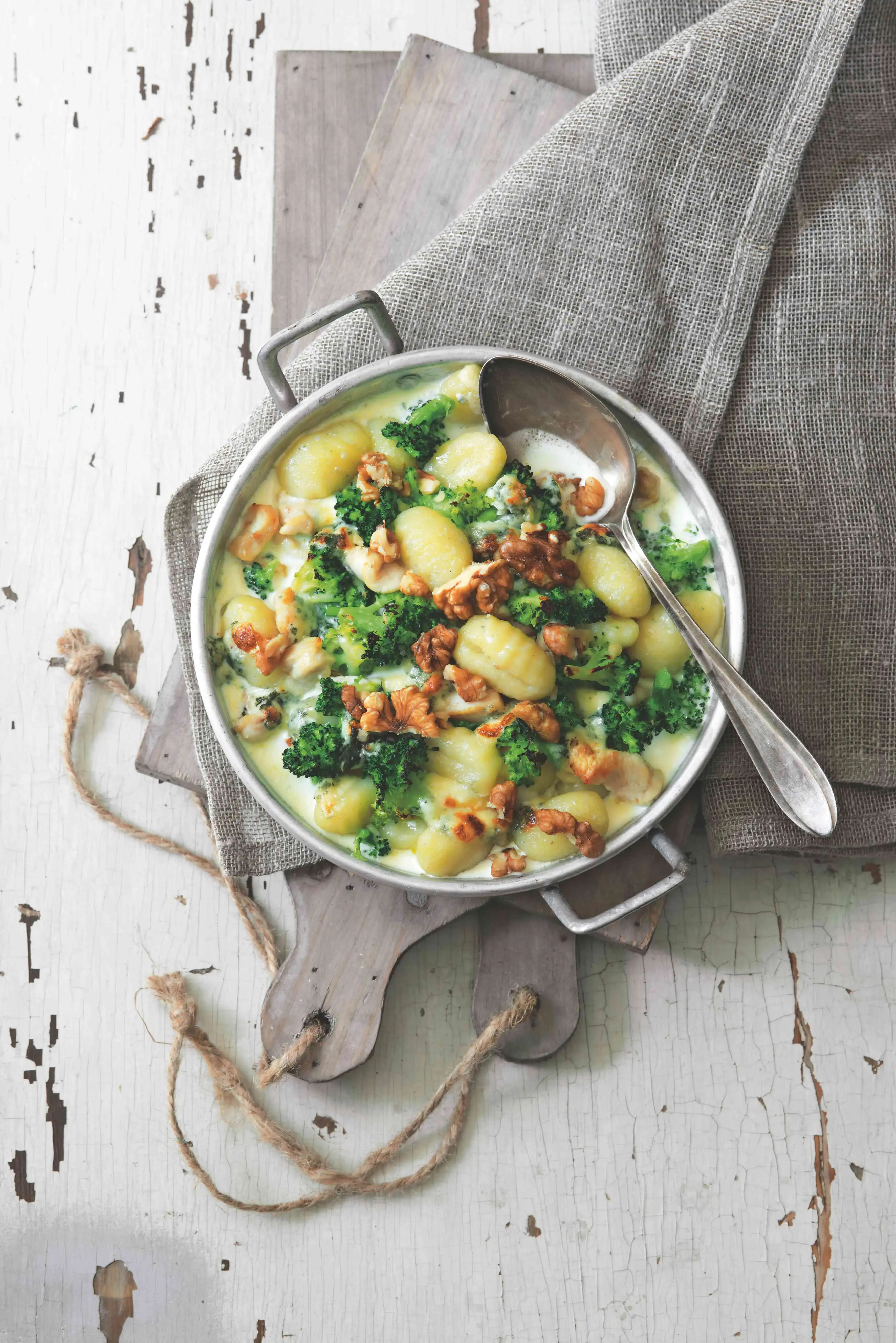 Zapečené gnocchi s brokolicí a modrým sýrem