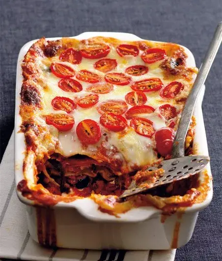 Lasagne s pečenou zeleninou a mozzarellou