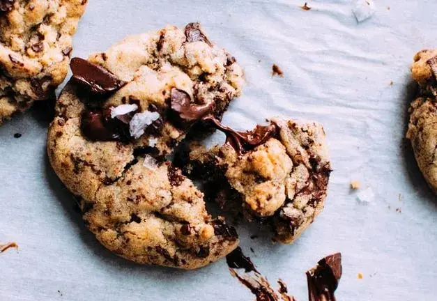 Domácí cookies s kousky čokolády